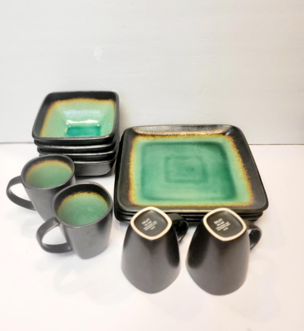 Vintage Baum Bros Max Jade 12" plate bowl coffee cup combo 12 piece set